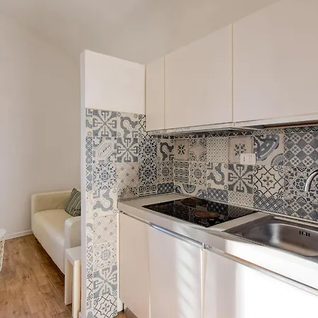 2 Bedroom Pet Friendly In Varazze